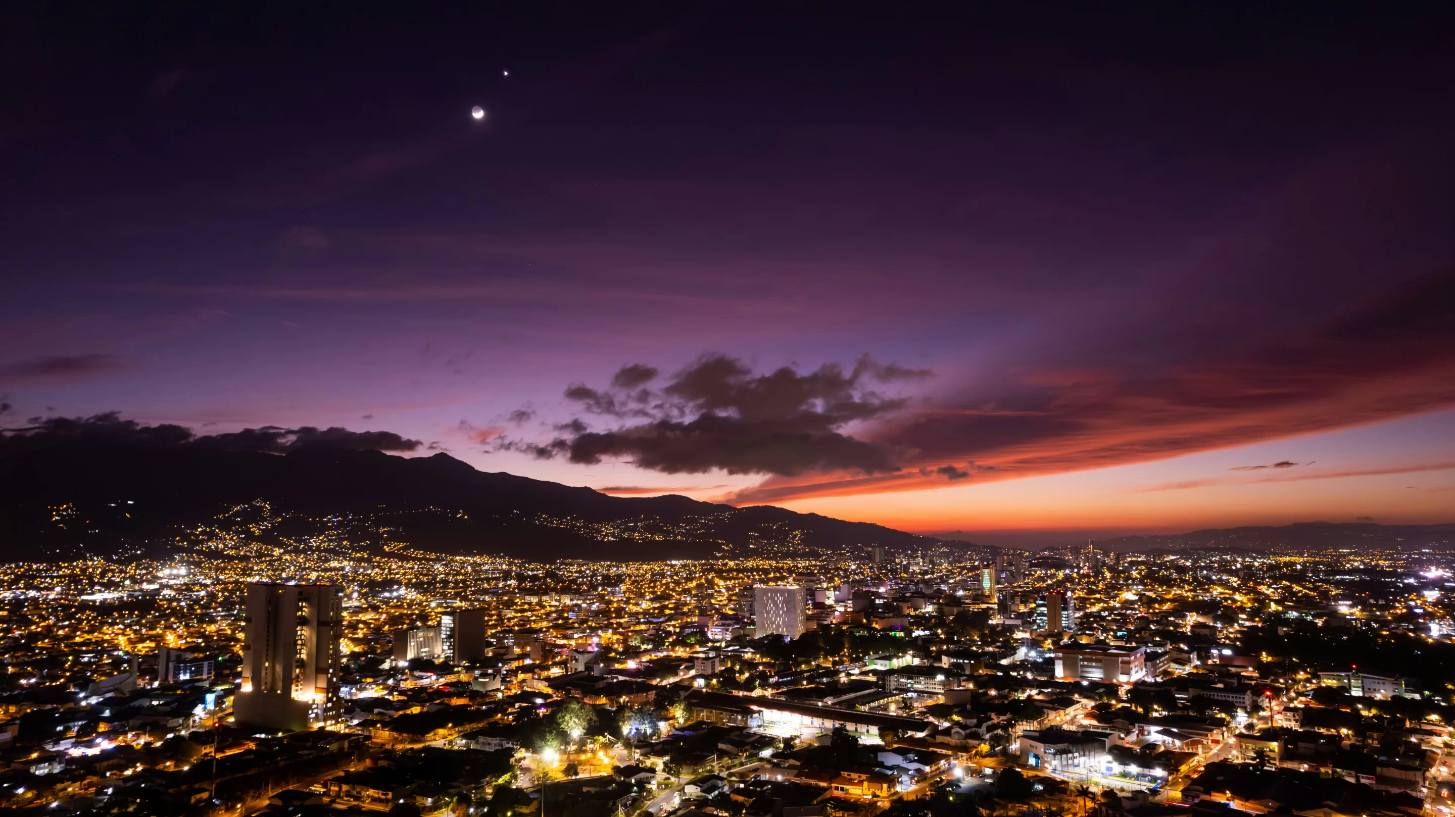 Nightlife in San Jose, Costa Rica: Bars, Music, & Entertainment!